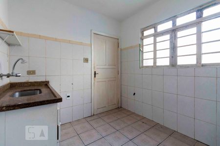 Casa para alugar com 60m², 2 quartos e sem vaga Casa para alugar com 60m², 2 quartos e sem vagaCozinha
