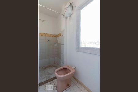 Casa para alugar com 60m², 2 quartos e sem vaga Casa para alugar com 60m², 2 quartos e sem vagaBanheiro