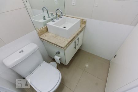 Apartamento à venda com 120m², 3 quartos e 3 vagas Apartamento à venda com 120m², 3 quartos e 3 vagasBanheiro da Suíte 2