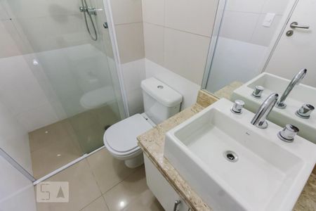 Apartamento à venda com 120m², 3 quartos e 3 vagas Apartamento à venda com 120m², 3 quartos e 3 vagasBanheiro da Suíte 2