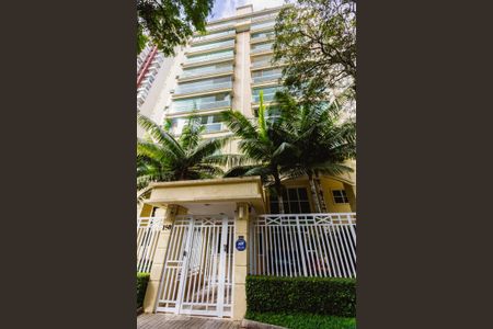 Apartamento à venda com 120m², 3 quartos e 3 vagas Apartamento à venda com 120m², 3 quartos e 3 vagasFachada