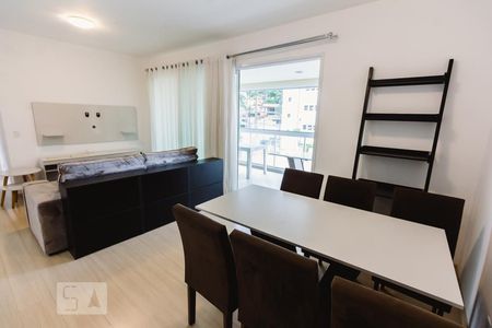 Apartamento à venda com 120m², 3 quartos e 3 vagas Apartamento à venda com 120m², 3 quartos e 3 vagasSala