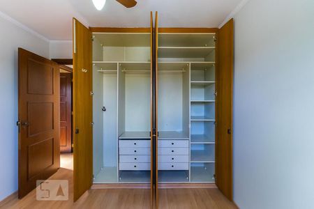 Apartamento para alugar com 95m², 2 quartos e 1 vagaQuarto 2 - Armários