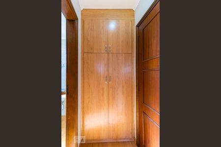 Apartamento para alugar com 95m², 2 quartos e 1 vagaQuarto da suíte - Armários