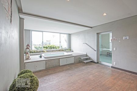 Apartamento à venda com 34m², 1 quarto e 1 vagaSpa