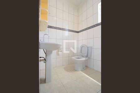 Casa à venda com 302m², 3 quartos e 2 vagasBanheiro de serviço