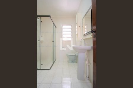 Casa à venda com 302m², 3 quartos e 2 vagasBanheiro Social