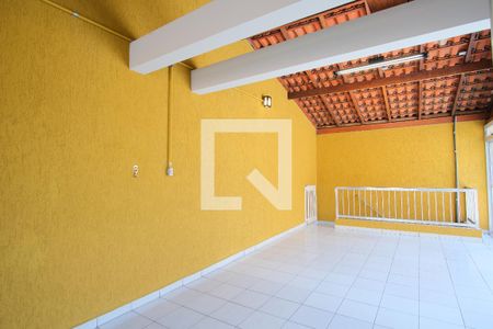 Casa à venda com 302m², 3 quartos e 2 vagasTerraço