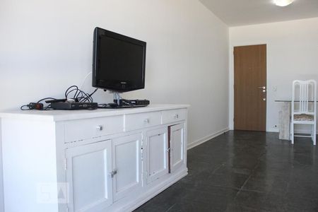 Sala de apartamento à venda com 1 quarto, 65m² em Barra da Tijuca, Rio de Janeiro