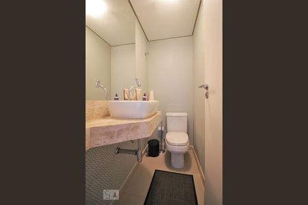 Apartamento à venda com 210m², 5 quartos e 4 vagasLavabo