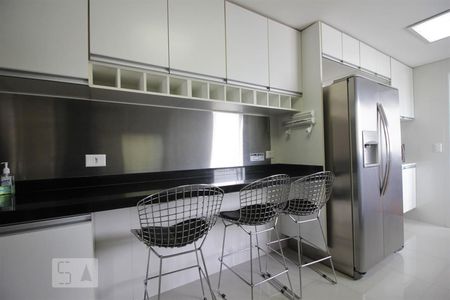 Apartamento à venda com 210m², 5 quartos e 4 vagasCozinha