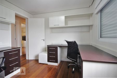 Apartamento à venda com 210m², 5 quartos e 4 vagasSuíte 3