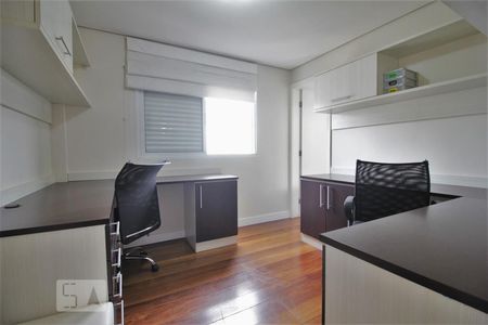 Apartamento à venda com 210m², 5 quartos e 4 vagasSuíte 3