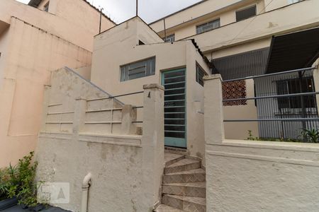Casa à venda com 250m², 6 quartos e 2 vagasFachada das Casas