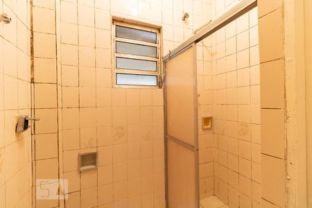 Casa à venda com 250m², 6 quartos e 2 vagasBanheiro da Casa 1