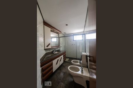 Apartamento à venda com 170m², 4 quartos e 2 vagasBanheiro Social