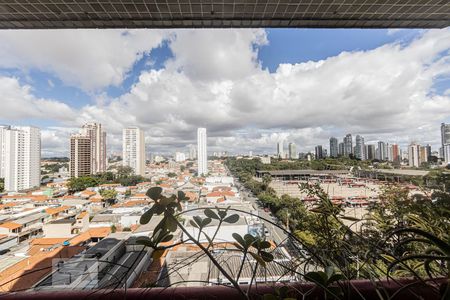 Apartamento à venda com 170m², 4 quartos e 2 vagasVista Quarto 4