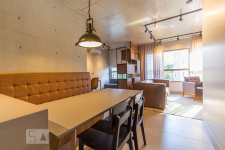 Sala de jantar de apartamento à venda com 1 quarto, 75m² em Jardim Fonte do Morumbi, São Paulo