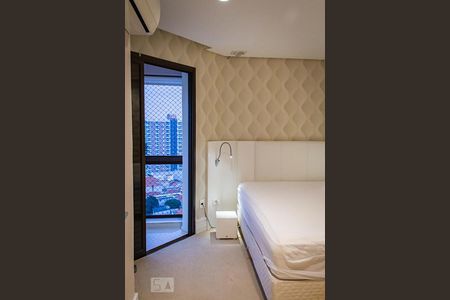 Apartamento à venda com 211m², 5 quartos e 3 vagas Apartamento à venda com 211m², 5 quartos e 3 vagasQuarto 5 - Suíte