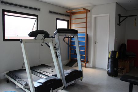 Apartamento à venda com 211m², 5 quartos e 3 vagasÁrea comum - Academia