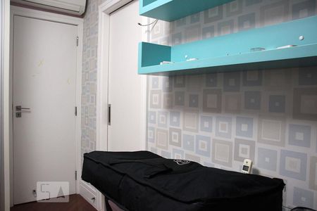 Apartamento à venda com 211m², 5 quartos e 3 vagasQuarto 3 