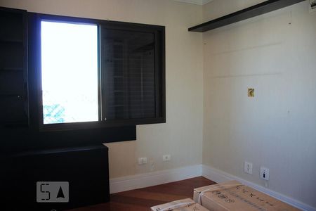 Apartamento à venda com 211m², 5 quartos e 3 vagasQuarto 4