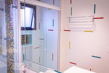 Apartamento à venda com 211m², 5 quartos e 3 vagas Apartamento à venda com 211m², 5 quartos e 3 vagasBanheiro Social