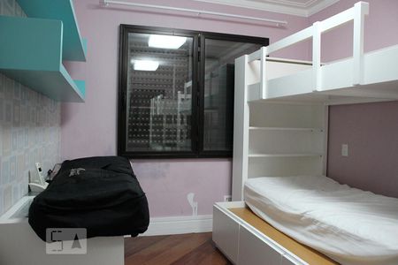 Apartamento à venda com 211m², 5 quartos e 3 vagasQuarto 3 