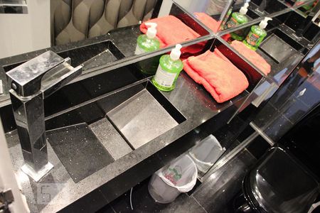 Apartamento à venda com 211m², 5 quartos e 3 vagasLavabo