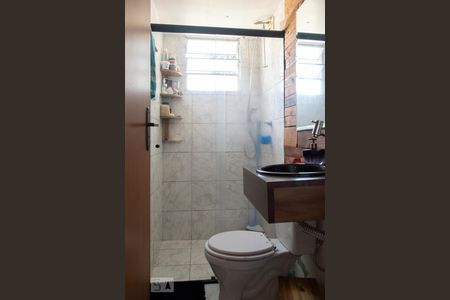 banheiro de apartamento para alugar com 2 quartos, 58m² em Vila Pereira Barreto, São Paulo