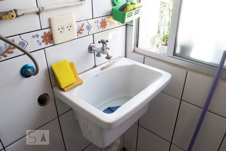 Apartamento para alugar com 58m², 2 quartos e 1 vagaárea de serviço