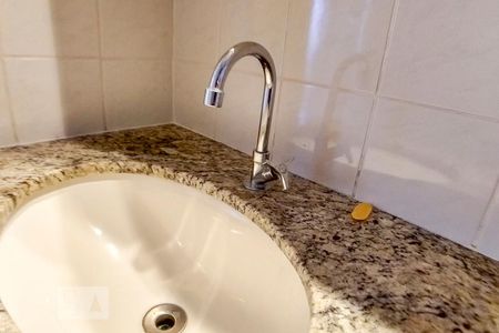 Apartamento à venda com 69m², 3 quartos e 2 vagasBanheiro Social