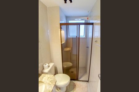 Apartamento à venda com 69m², 3 quartos e 2 vagasBanheiro Social