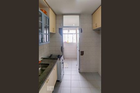 Apartamento à venda com 69m², 3 quartos e 2 vagasCozinha