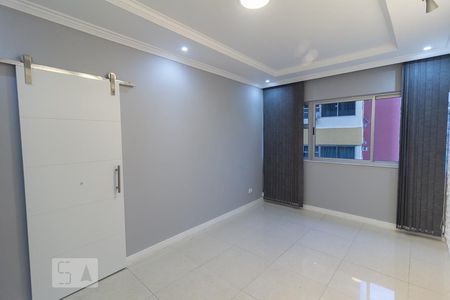 Sala de apartamento para alugar com 2 quartos, 47m² em Madureira, Rio de Janeiro