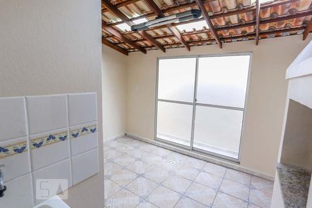 Casa de condomínio para alugar com 79m², 3 quartos e 1 vagaÁrea de Serviço