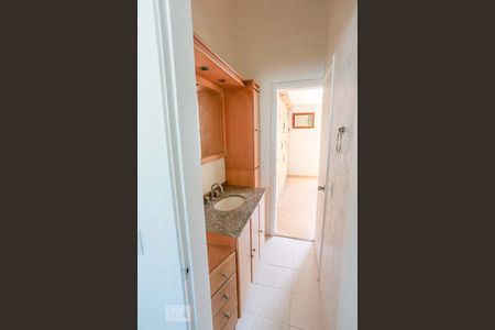 Casa de condomínio para alugar com 79m², 3 quartos e 1 vagaBanheiro da Suíte