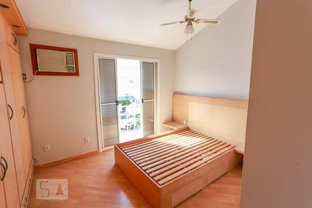 Casa de condomínio para alugar com 79m², 3 quartos e 1 vagaSuíte