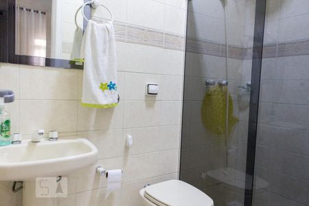 Casa à venda com 220m², 2 quartos e 2 vagas Casa à venda com 220m², 2 quartos e 2 vagasBanheiro 1