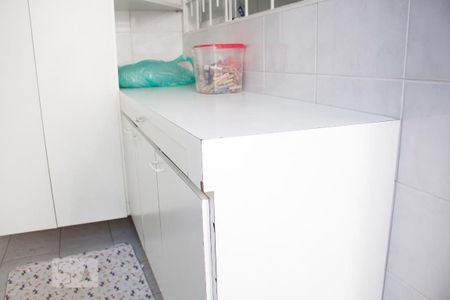 Casa à venda com 220m², 2 quartos e 2 vagas Casa à venda com 220m², 2 quartos e 2 vagasÁrea de Serviço Armarios