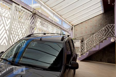 Casa à venda com 220m², 2 quartos e 2 vagas Casa à venda com 220m², 2 quartos e 2 vagasGaragem