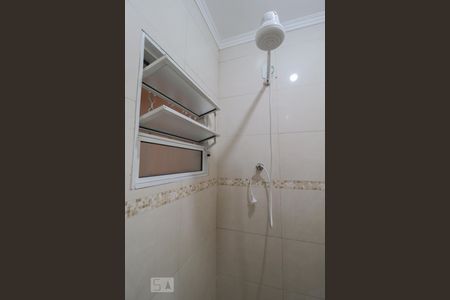 Casa à venda com 175m², 3 quartos e 2 vagasBanheiro