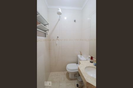Casa à venda com 175m², 3 quartos e 2 vagasBanheiro