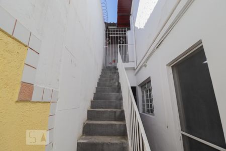 Casa à venda com 175m², 3 quartos e 2 vagasEscada externa