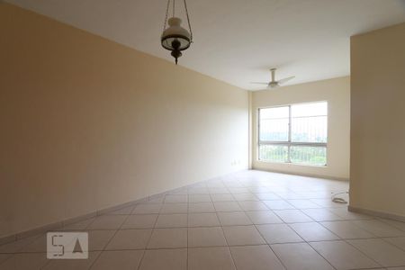 Sala de apartamento para alugar com 2 quartos, 74m² em Freguesia de Jacarepaguá, Rio de Janeiro