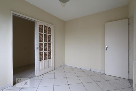 Quarto suite1 de apartamento para alugar com 2 quartos, 74m² em Freguesia de Jacarepaguá, Rio de Janeiro