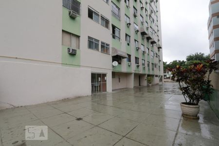 Apartamento para alugar com 74m², 2 quartos e 1 vagaCondomínio