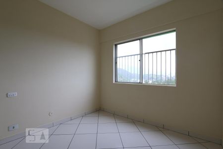 Apartamento para alugar com 74m², 2 quartos e 1 vagaQuarto 1