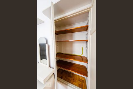 Quarto 2 de apartamento para alugar com 2 quartos, 92m² em Gutierrez, Belo Horizonte