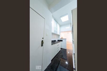 Apartamento para alugar com 92m², 2 quartos e 1 vagaCozinha